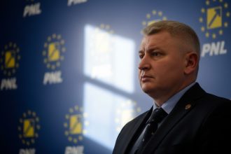 edited florin roman spune ca psd a cedat in negocierile pe buget grindeanu nu va mai fi premierul psd la rotativa ci un alt pesedist 69bbe5e49fcc1