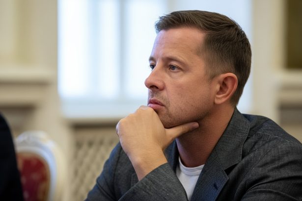 edited g4media hubert thuma lanseaza un avertisment la adresa premierului ilie bolojan pe fondul tensiunilor din pnl si al presiunilor psd 69b3f24c34300