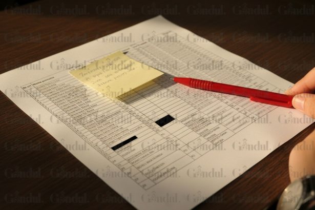 edited gandul numele fiicei lui victor ponta ar figura pe lista zborului de repatriere mae sustinea ca nu apare in evidente 69b82ad42b6ff