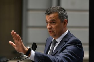 edited grindeanu bugetul trebuie sa fie pentru toti romanii nu doar pentru cei bogati nu poti construi speranta economica cu barda 69bc610117afe
