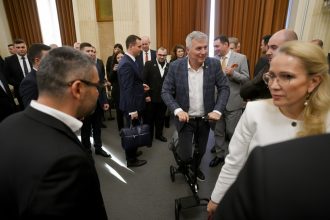 edited grindeanu raspunde pnl nu cedam santajului 69bad4f9479a2