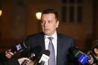 edited grindeanu sa vorbesti de aroganta venind dinspre palatul victoria e un pic de ras colegii din coalitie sa se abtina din a ne da lectii 69cba65d1670c
