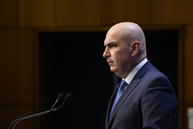 edited ilie bolojan la lansarea noii editii a studiului economic al ocde pentru romania aderarea la ocde va deveni o realitate anul acesta dar nu ca un obiectiv in sine ci ca un mijloc 69b7c76664315