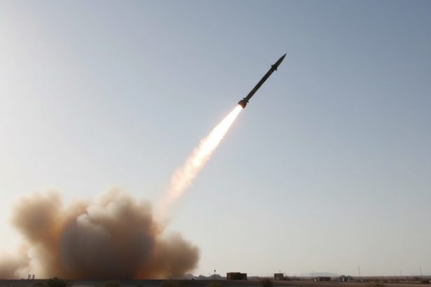 edited iranul ameninta cu lovirea instalatiei nucleare israeliene de la dimona in cazul unei schimbari de regim la teheran 69a962cc26972