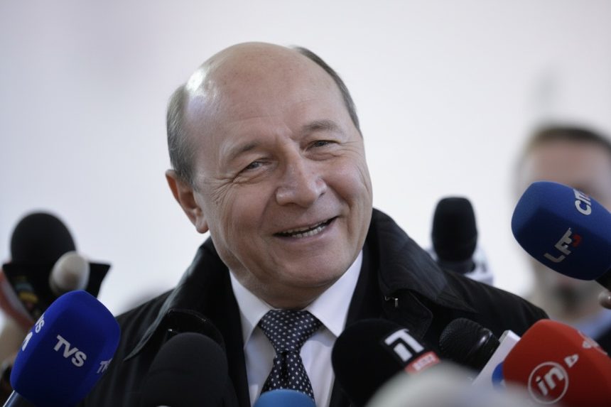 edited motorina a ajuns la 10 lei basescu spune pana cand va continua scumpirea carburantilor 69c04767a12cf