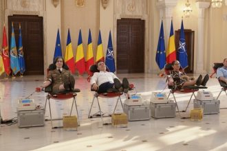 edited nicusor dan a donat sange pentru a incuraja donarea salveaza vieti 69b96160a687b