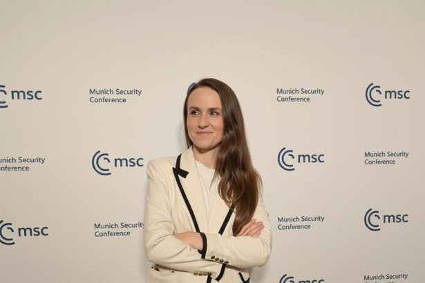 edited oana toiu participa la reuniunea consiliului afaceri externe cu discutii despre securitatea europei si crizele internationale 69b7ea66b100f