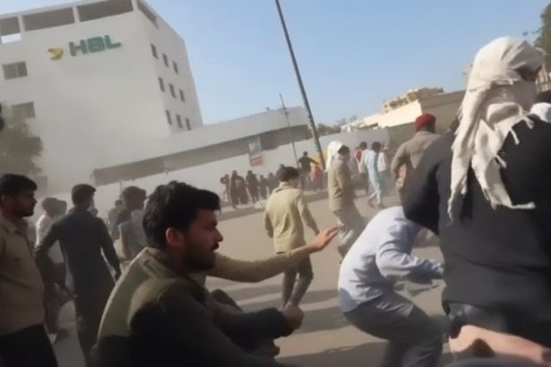 edited protestatari ucisi in pakistan dupa ce au luat cu asalt consulatul sua 69a3f62932fcf