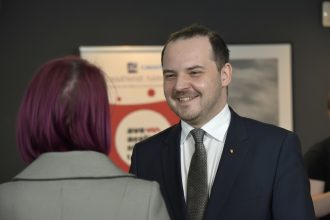 edited rogobete vizita oficiala la bruxelles ministrul va vizita un spital militar si va participa la o dezbatere europeana 69c0f75138de2