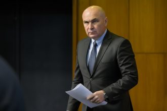 edited tensiuni in sedinta partidului national liberal pnl nu trebuie sa fie nici remorca psd nici agentie de plasare pentru usr 69c24d72bba4e