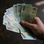 edited un deputat aur solicita organizarea unui referendum pentru garantarea dreptului la plati cash 69b047b298b15