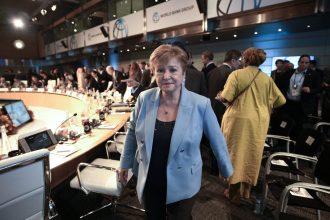 fmi avertisment dur razboiul din orientul mijlociu loveste direct in portofele 69ae8c68a531b