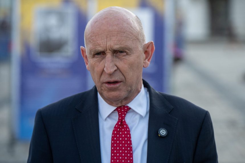 fortele armate britanice au doborat drone iraniene declara ministrul britanic al apararii 69a40cd69dba1