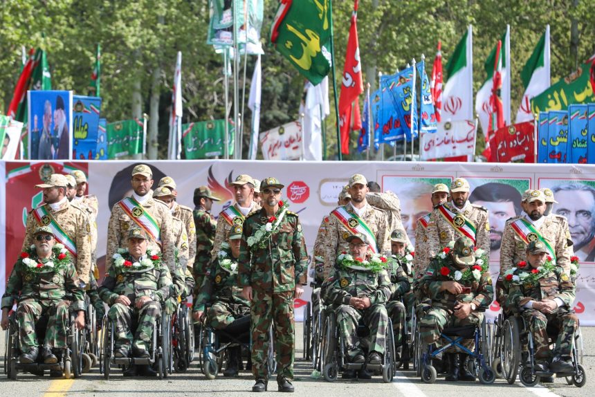 gardienii revolutiei iraniene spun ca pot rezista cel putin sase luni intr un razboi intens 69ad19d0baf54