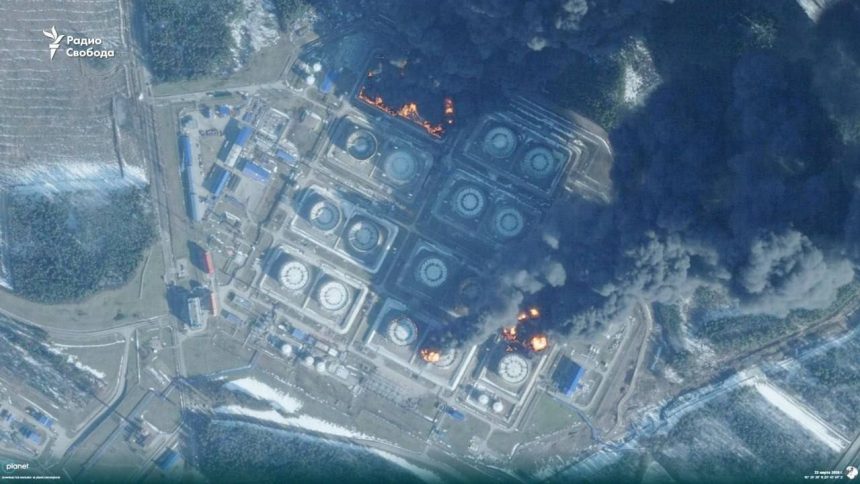 incendiu intr un port strategic al rusiei dupa un atac cu drone exporturile de petrol afectate temporar 69c39e86b2512