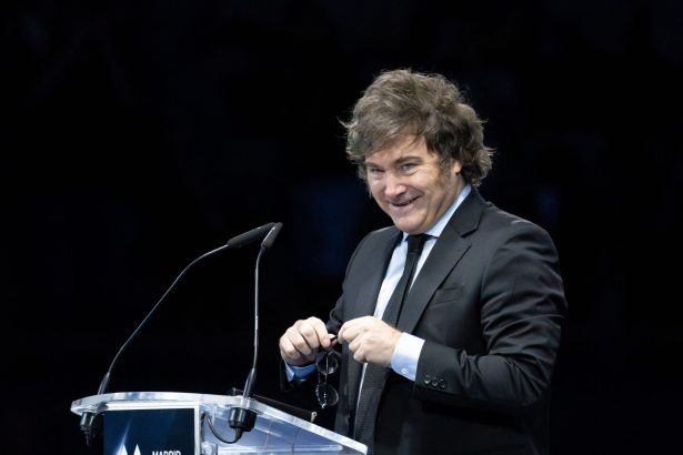 javier milei spune ca si doreste o alianta strategica cu donald trump presedintele argentinei a anuntat reforme pentru urmatorii 50 de ani 69a5410cec751