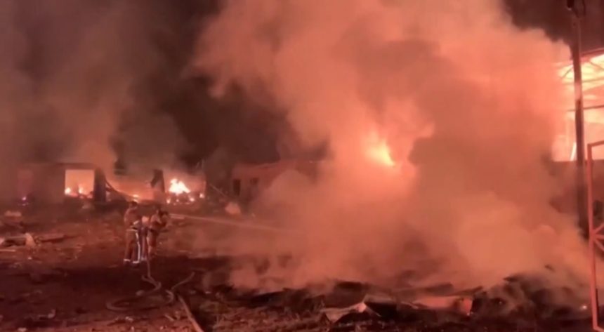 libanul anunta ca cel putin patru persoane au fost ucise intr un atac israelian asupra unui hotel din centrul beirutului 69ace775dcc86