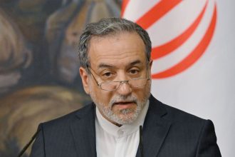 ministrul de externe al iranului anunta ca un nou lider suprem va fi ales in una sau doua zile si spune ca nu avem nicio limita in a ne apara 69a44c2354f27