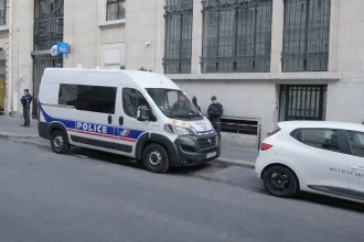 noi arestari in franta in ancheta privind atacul dejucat tinta bank of america din paris 69ca0f9cb10b7