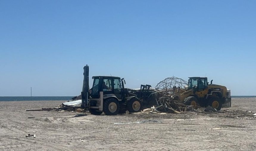 noi nstalatii ingropate ilegal descoperite pe plajele din navodari autoritatile extind controalele pe intreg litoralul 69b28e3b48873