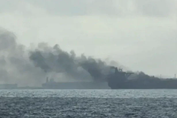 o nava incarcata cu petrol rusesc lovita de o drona in marea neagra autoritatile sunt in alerta 69c509fa063ed