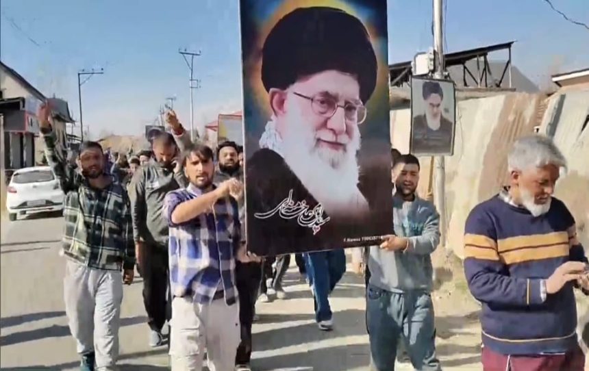 paranoia si puterea absoluta cum a condus ali khamenei iranul timp de trei decenii 69a3b61bee77c