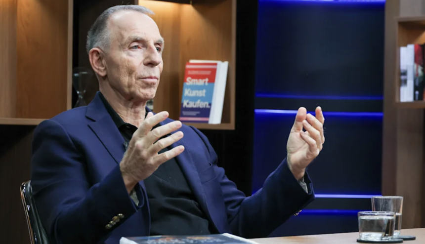 pe cine mai ancheteaza procurorii in germania un istoric de aproape 70 ani pentru ca l a comparat pe putin cu hitler 69b04cce0e9a2