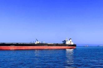 peste 100 de persoane au disparute dupa un atac asupra unei nave iraniene 69a800286c5db