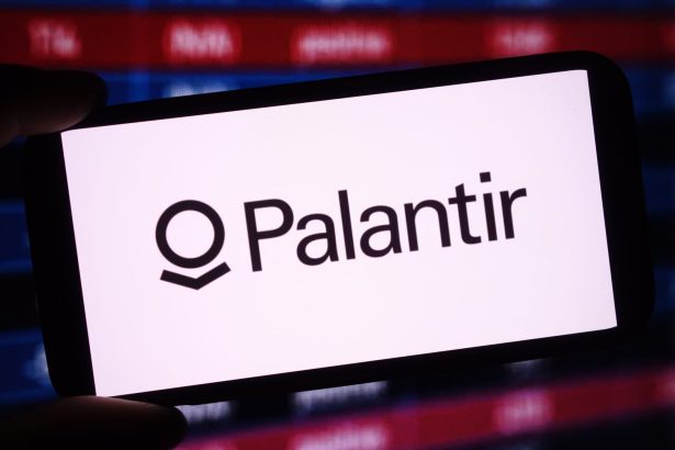 retail investors had two favorite trades during mondays market turmoil 69a5d8eca34aa