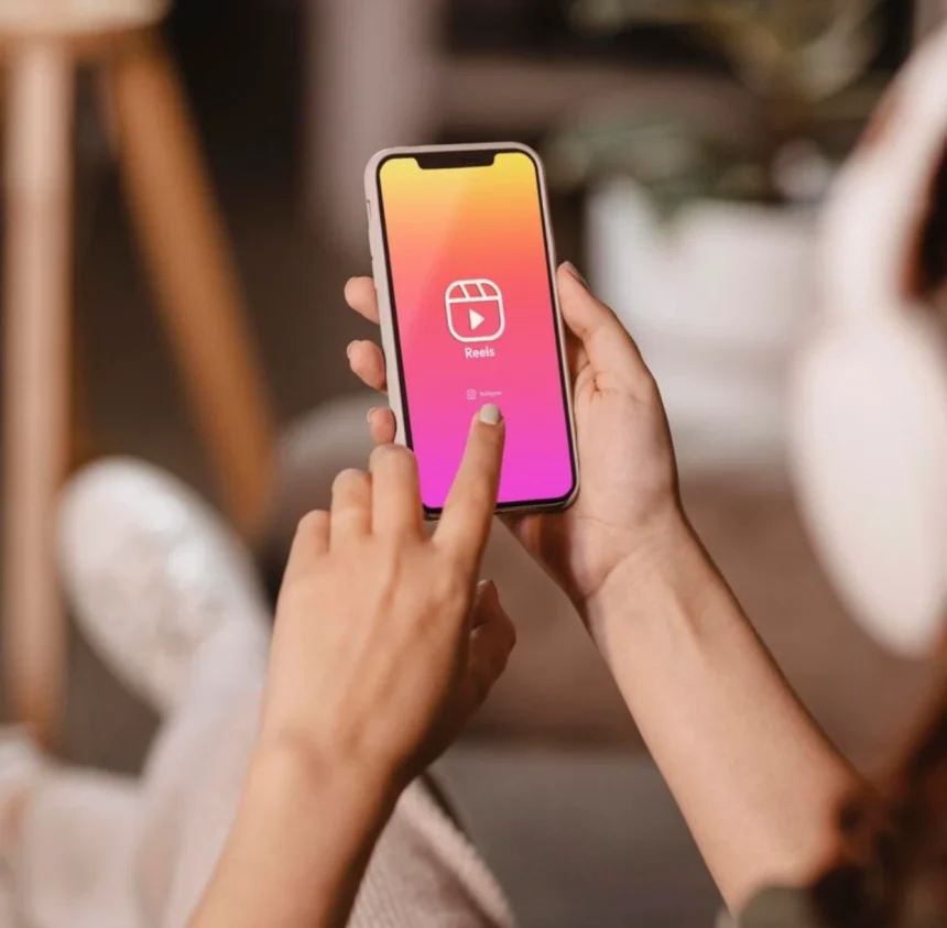 serviciu lunar cu functii noi in teste pe instagram meta a introdus un tip de abonament pentru utilizatori 69cbbe92b3329