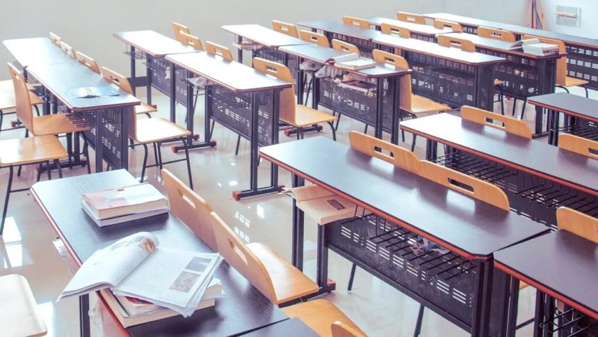 simulare evaluare nationala viii 2026 peste 145 000 de elevi au dat azi proba la romana 69b8122e9b88a