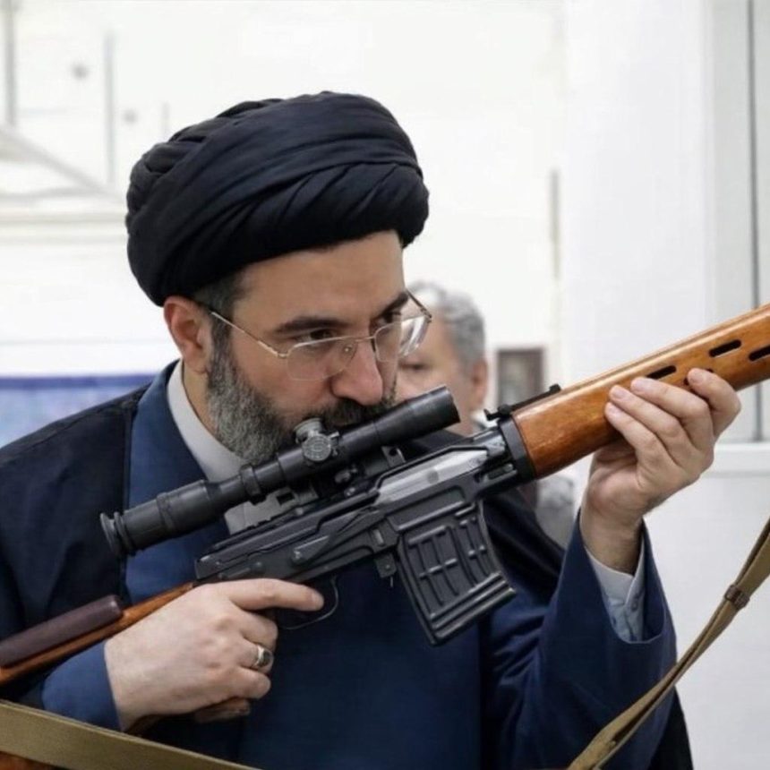 trump reactioneaza la alegerea lui mojtaba khamenei sef suprem al iranului nu sunt fericit putin l a felicitat pe noul lider 69aea24c62279