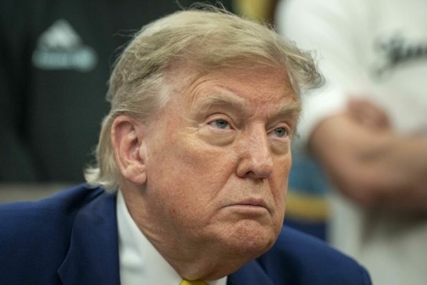 trump sustine ca mitingul de la teheran cu sute de mii de oameni nu a avut loc fiind generat de ia 69b7a06ede2b1