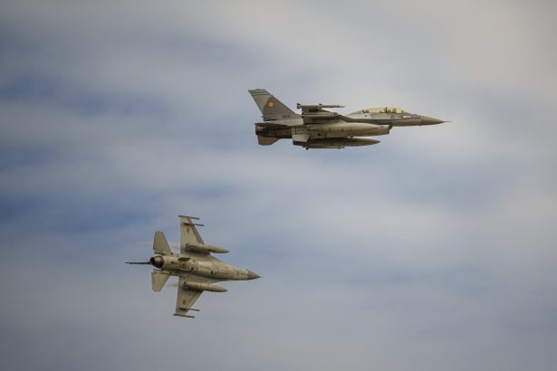 turcia ia in considerare desfasurarea unor avioane f 16 in cipru potrivit unei surse din ministerul apararii 69ac38cd2cb71