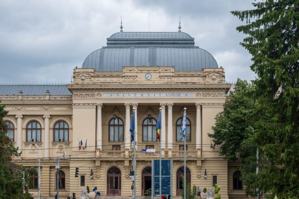 uaic analizeaza situatia profesorului martin a nowak dupa aparitia numelui sau in dosarele epstein 69b2db725a91b