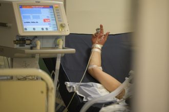 un spital da in judecata o pacienta care nu a vrut sa paraseasca salon la 5 luni dupa externare 69bafb2b401cd