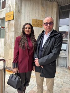 Senatoarea Valentina Aldea câștigă la Tribunalul București împotriva Antena TV Group și a încă două publicații online, în urma difuzării unor acuzații false de videochat 2 Valentina Aldea, alături de avocat