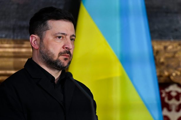 zelenski anunta ca ucraina va finaliza in cateva zile pregatirile pentru inceperea negocierilor de aderare la ue 69a5ec58d1c90