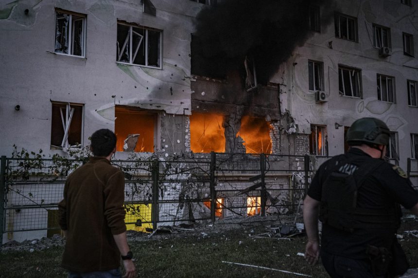 ziua de 9 martie declarata doliu in harkov dupa atacul cu rachete asupra unui bloc de locuinte 69ad09dca444a