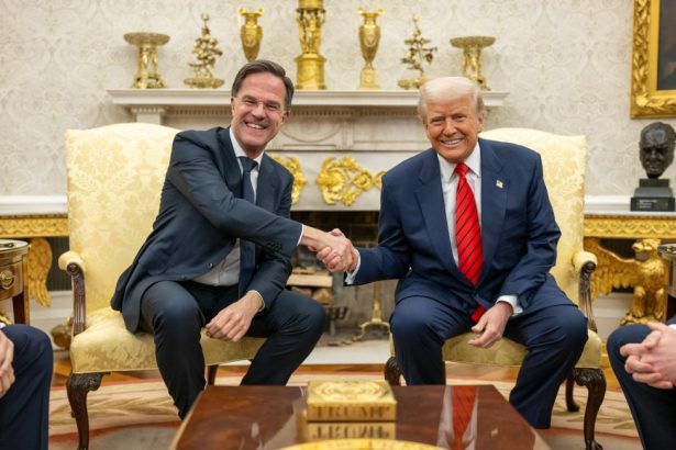 Donald Trump și Mark Rutte la Washington, în contextul tensiunilor din NATO și al rolului strategic tot mai important al României pentru prezența SUA în Europa