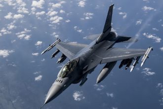 aeronavele f 16 romanesti au escortat un avion de spionaj rusesc prima interventie a detasamentului carpathian vipers in lituania 69e05bff51b14