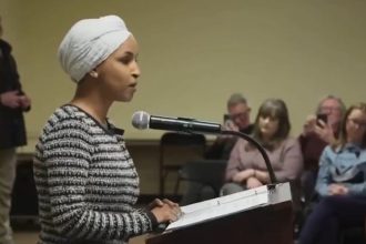 al unsprezecelea razboi mondial democrata ilhan omar tinta tuturor glumelor pe internet 69f0742713411