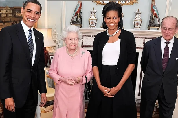 barack obama sustine ca regina elisabeta a ii a ar fi criticat referendumul pentru brexit potrivit cartii unei jurnaliste 69dd1398c4aba