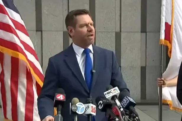 democratul eric swalwell nu mai candideaza la functia de guvernator al californiei din cauza scandalului de agresiune sexuala 69dcb4a675c3f