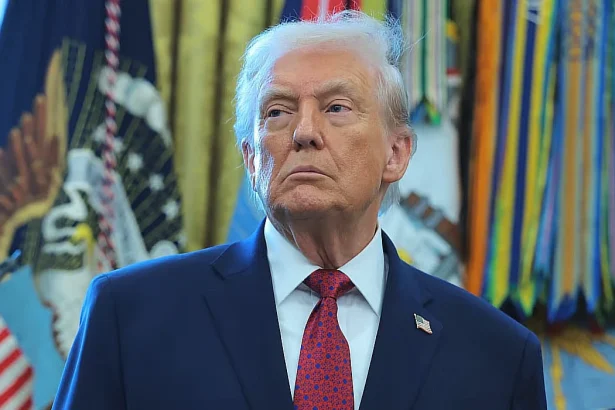 donald trump cere reluarea urgenta a lucrarilor la sala de bal de la casa alba invocand riscuri de securitate 69d380e6ef09c