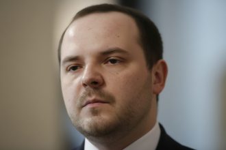 edited alexandru rogobete romania va incerca in discutiile cu pfizer sa converteasca datoria de 600 de milioane de euro in medicamente inovative 69dfa2be99865