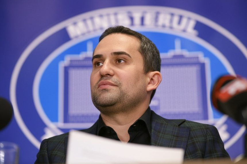 edited autostrazi fostul ministru al transporturilor spune ca nu se pierd bani din pnrr dar lucrarile pot fi intarziate 69ef5d4fa242f