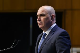 edited bolojan grindeanu a mintit nu doar despre problemele guvernarii ci si despre proiectele politice 69efa97c1c381