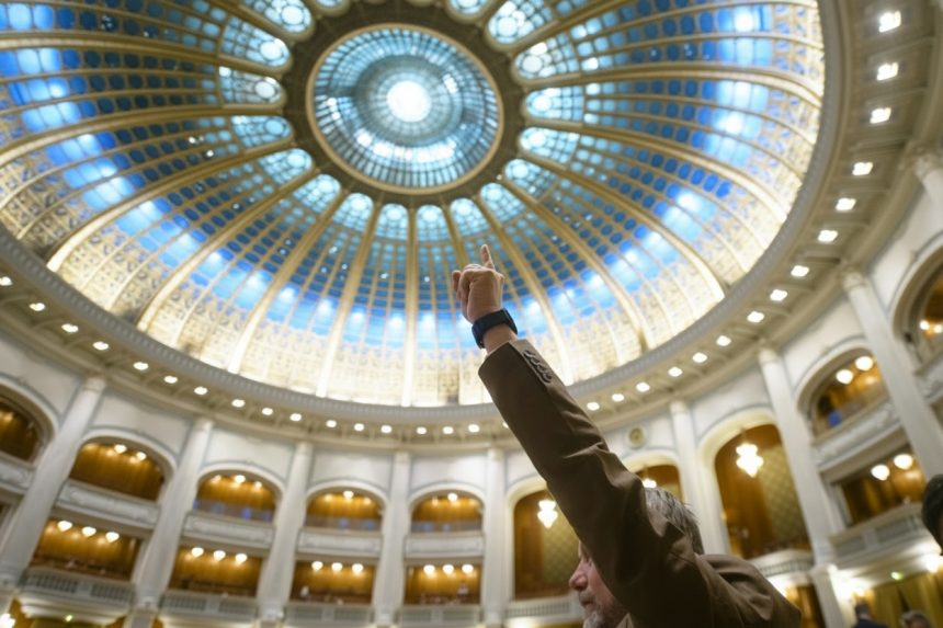 edited grupul pace strange semnaturi pentru motiunea de cenzura opozitia e impartita 69df44f56af39