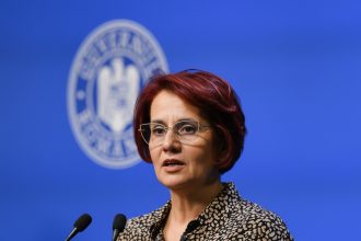 edited guvernul anunta restituirea partiala a despagubirilor primite dupa jaful coifului de la cotofenesti si al bratarilor dacice 69cfbdf6e5332